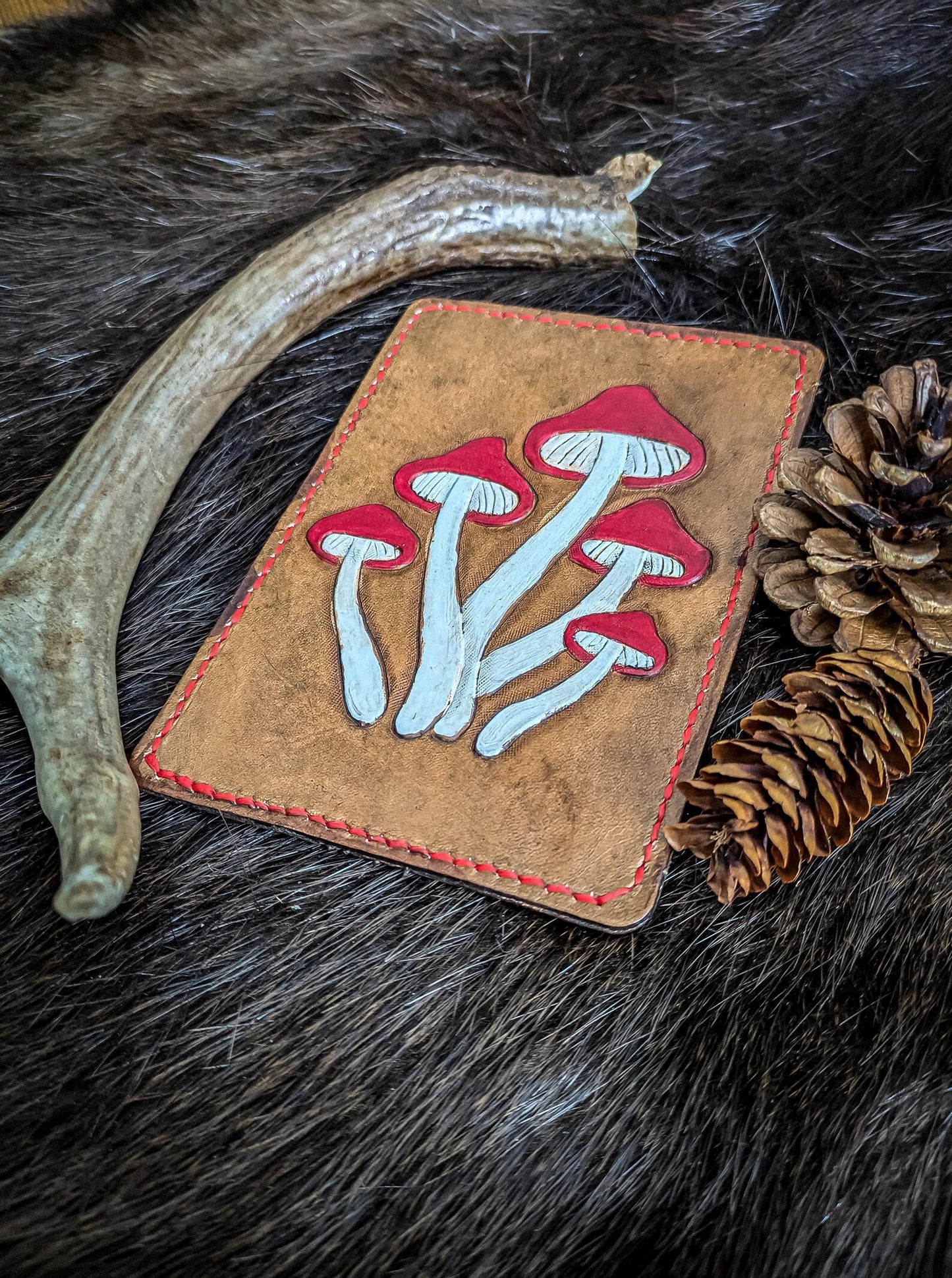 Amanita - Cardholder Wallet