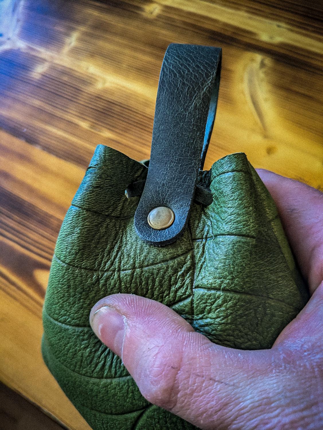 Elven Leaf Pouch