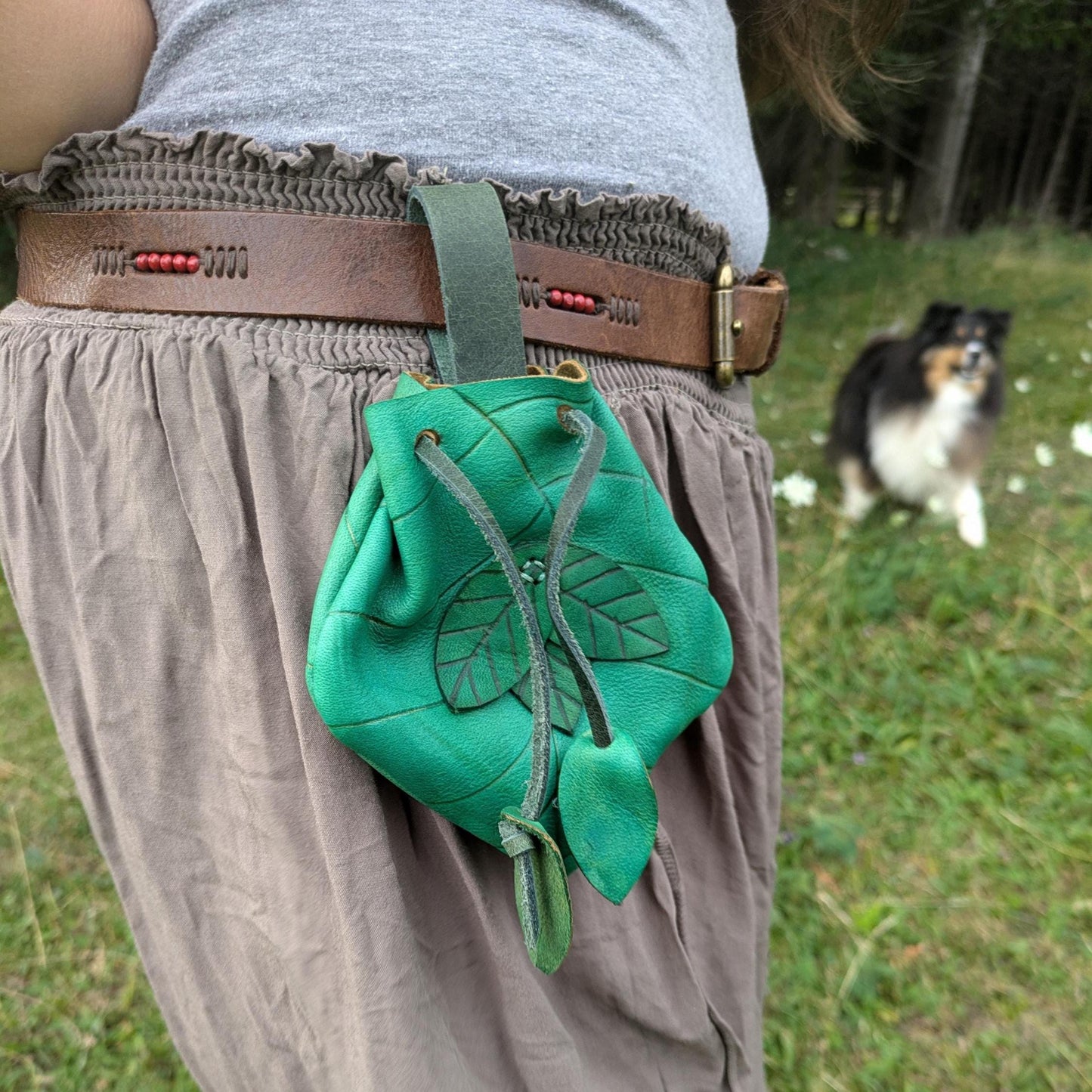 Elven Leaf Pouch