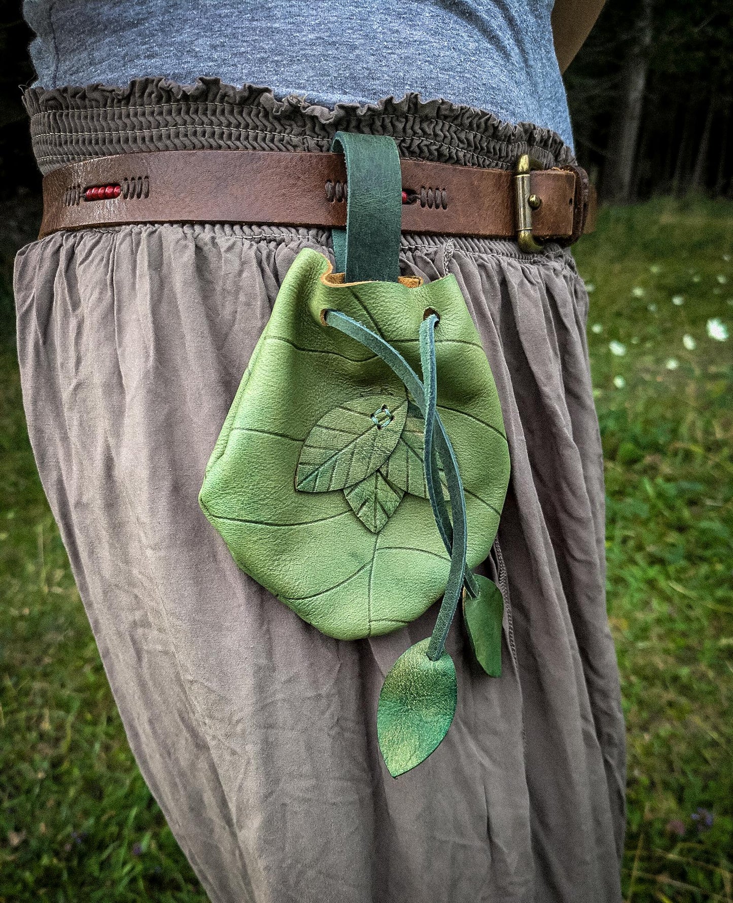 Elven Leaf Pouch
