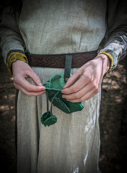 Elven Leaf Pouch