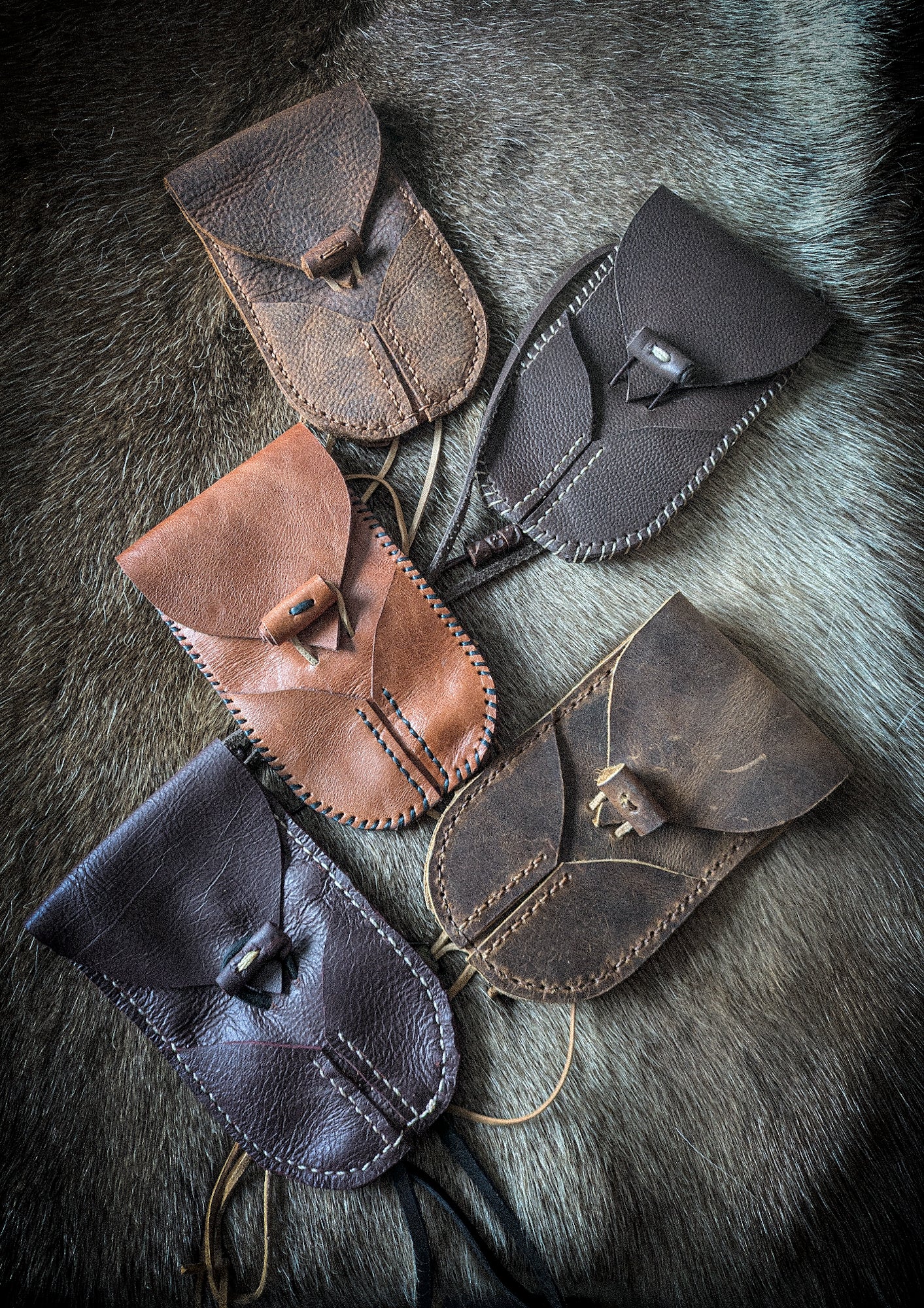 Bushcraft Neck Pouch - Wearable Leather Trail Bag