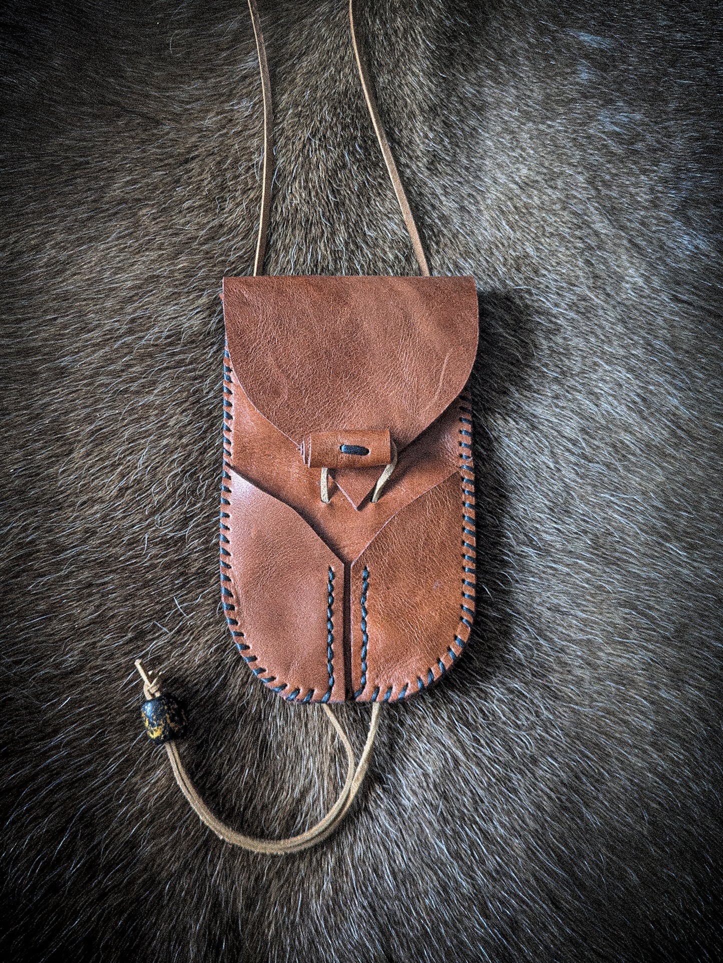 Bushcraft Neck Pouch - Wearable Leather Trail Bag