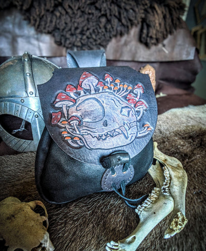 The Catsskull - Witchy Leather Belt Bag