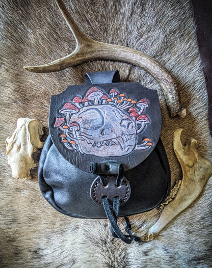The Catsskull - Witchy Leather Belt Bag