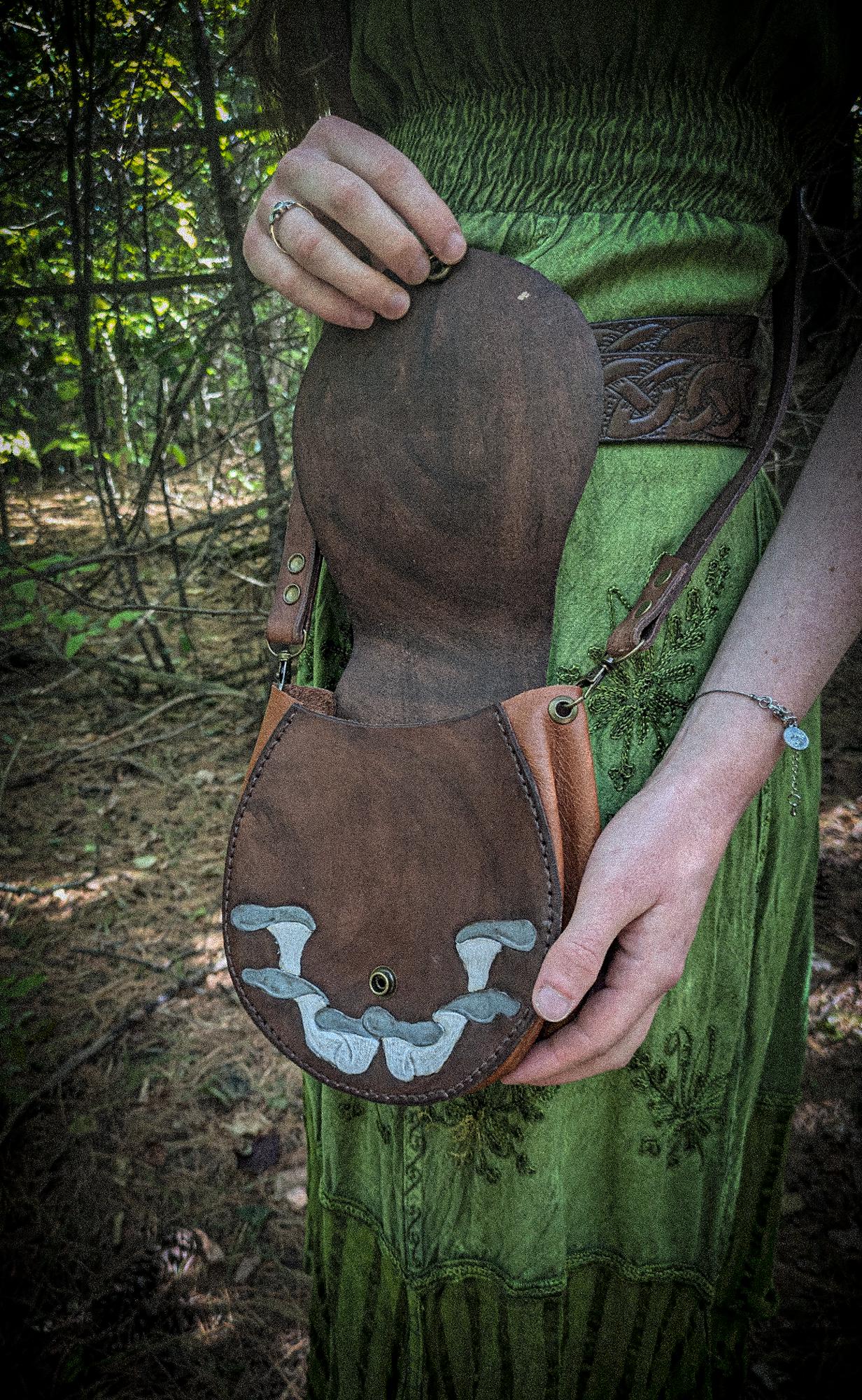Oyster Mushroom Leather Purse - Small Shoulder Bag